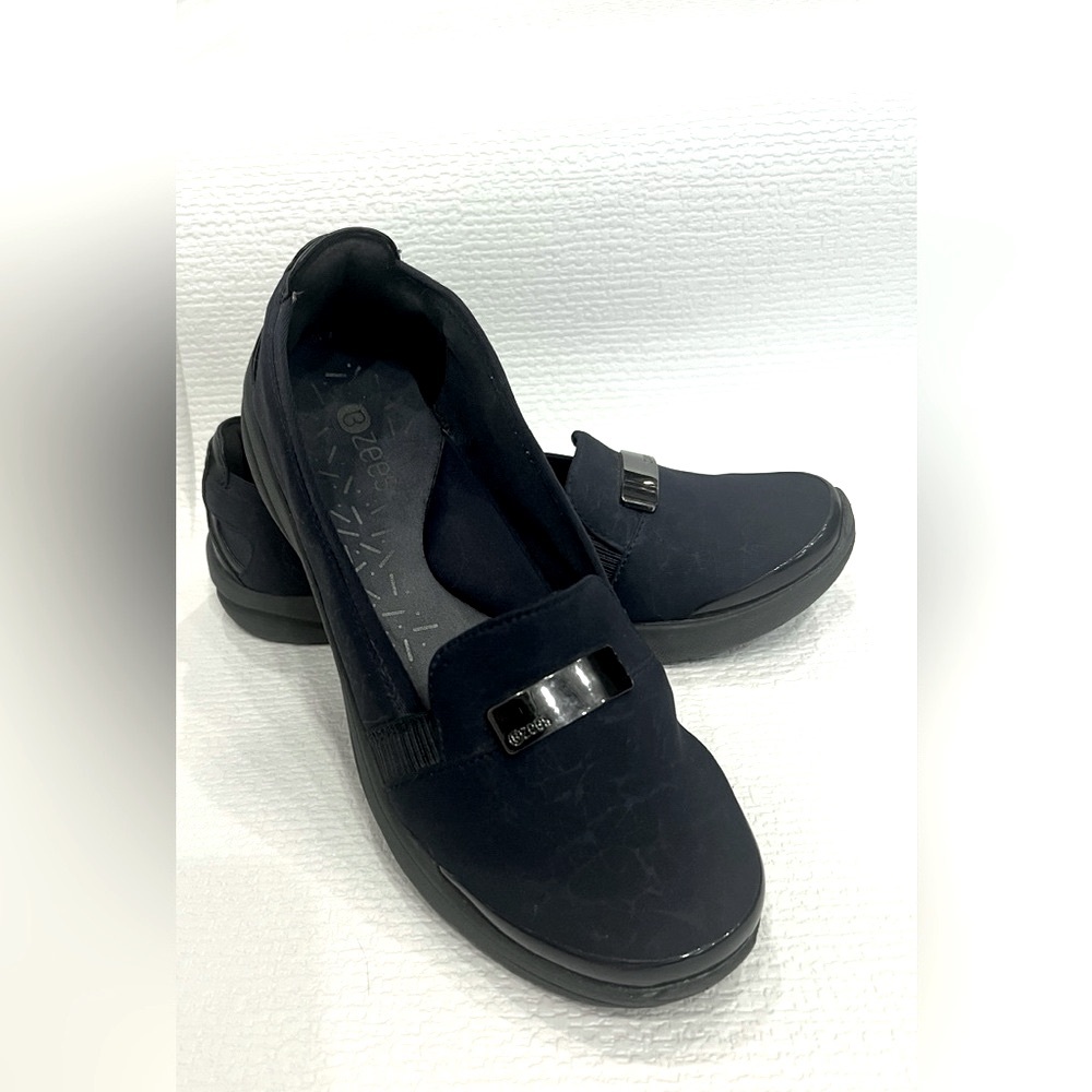 Breezs Lipstick Navy Washable slip on loafers
size 10